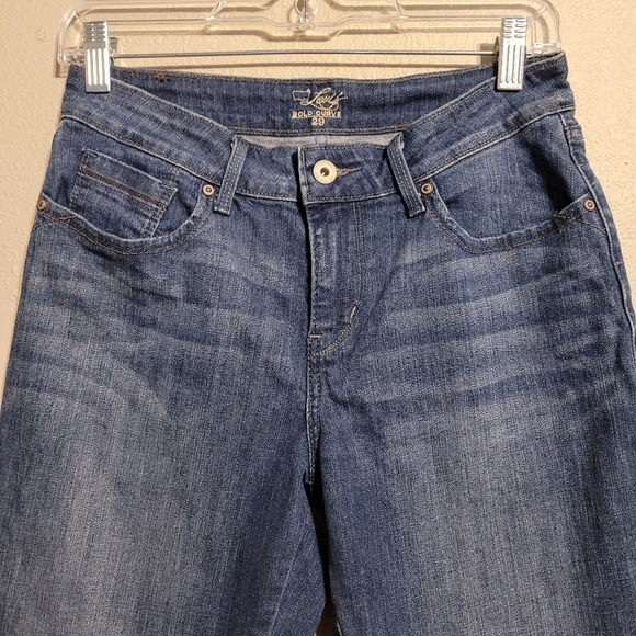 Levi's Bold Curve Cropped Jeans - Picture 3 of 16